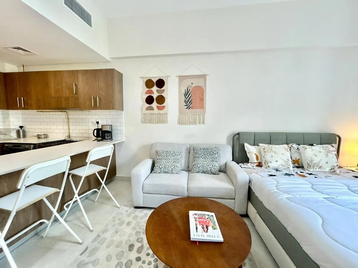 Homes2Retreat - Elegant Studio In Jvc, Dubai United Arab Emirates