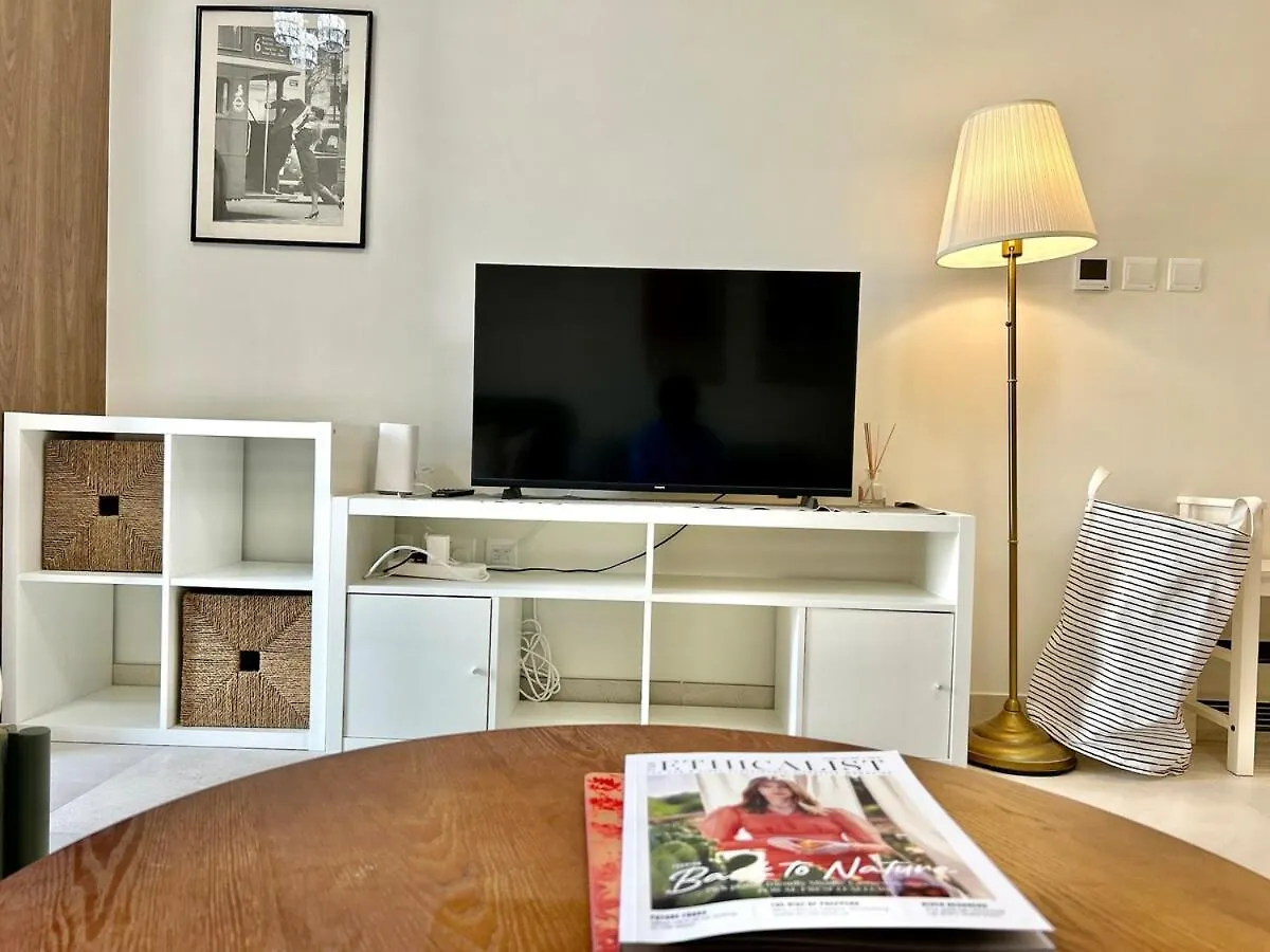 Homes2Retreat - Elegant Studio In Jvc, Dubai United Arab Emirates