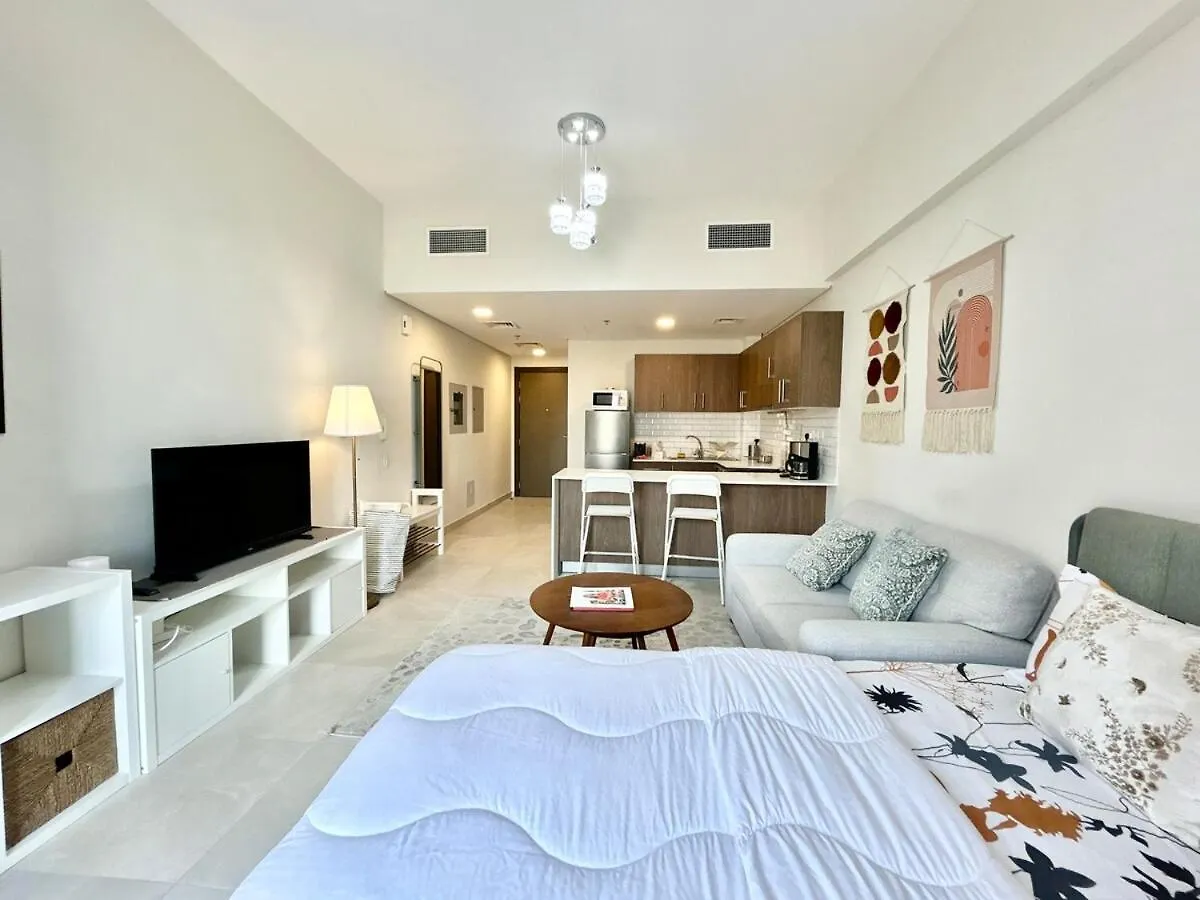Homes2Retreat - Elegant Studio In Jvc, Dubai 0*,  United Arab Emirates