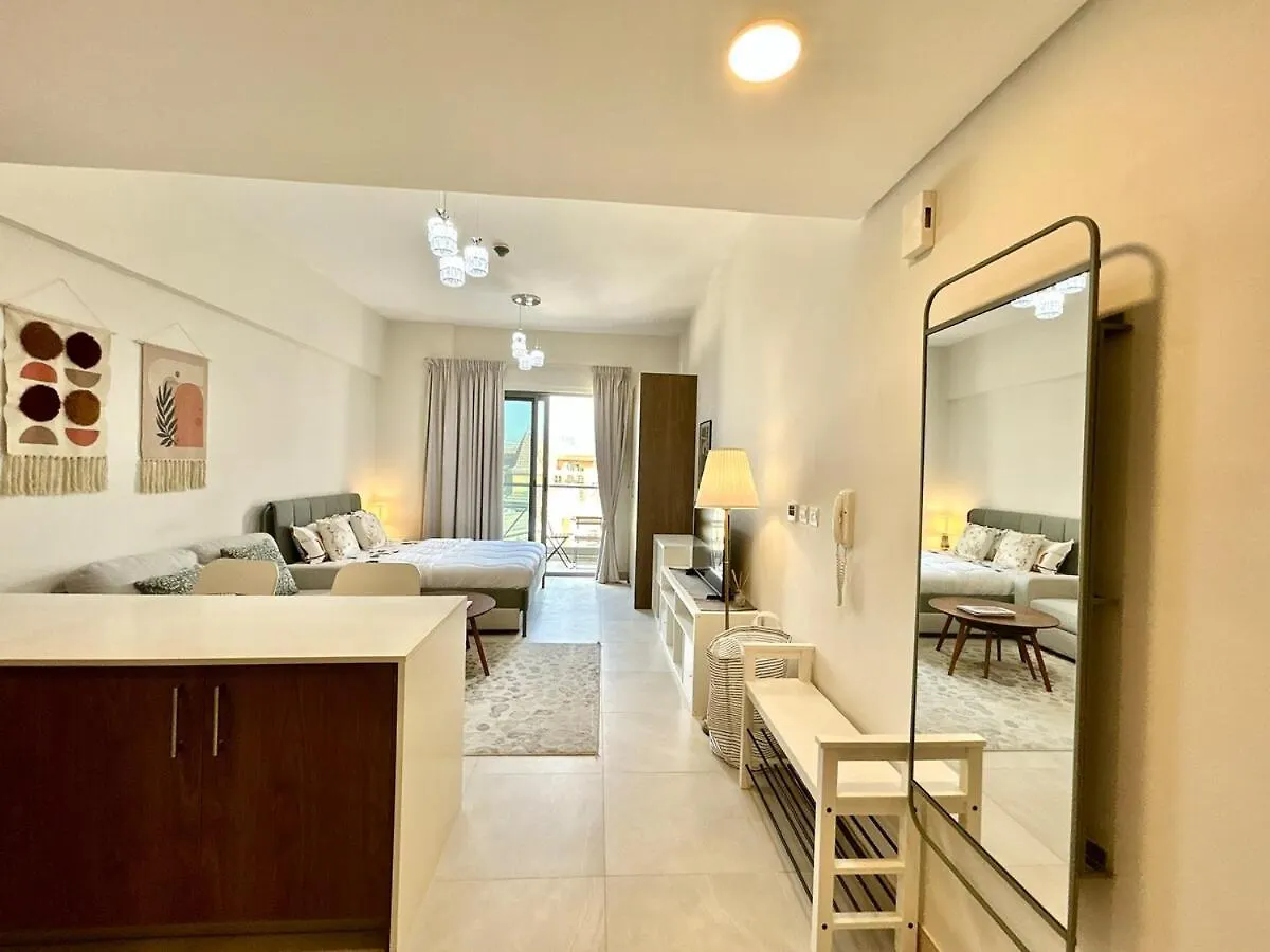 Apartment Homes2Retreat - Elegant Studio In Jvc, Dubai